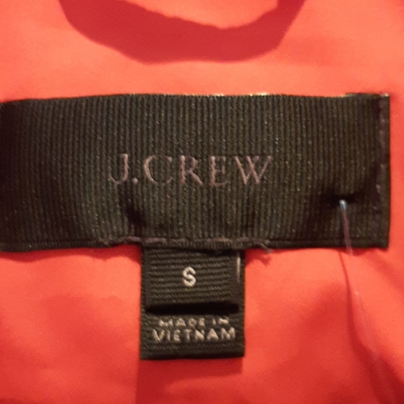 NWOT, Red JCrew Mountain Puffer Vest, SM - Picture 4 of 9